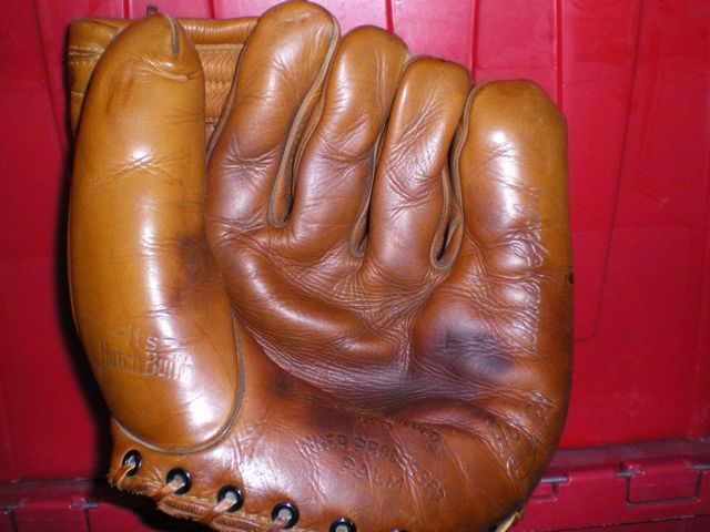 Warren Spahn Hutch Front